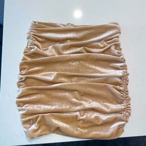 Women’s Mini Skirt (Size M)